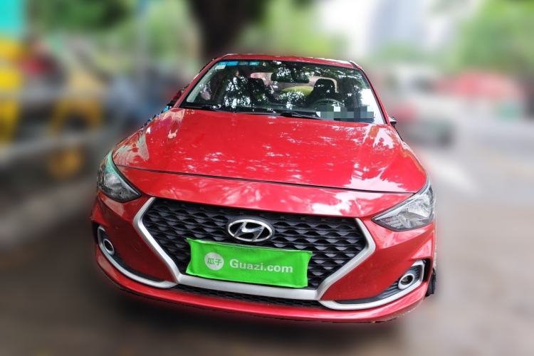 Used Hyundai Celesta 2017 1.6L Automatic Enjoyment Version GLS Front