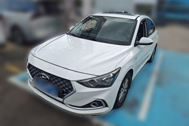 Used Hyundai Celesta 2017 1.6L Automatic Enjoyment Version GLS