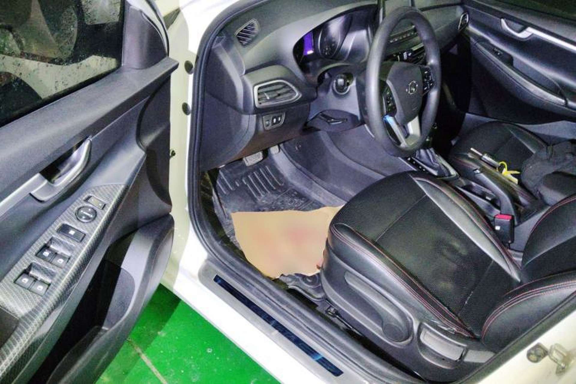 Used Hyundai Celesta 2017 1.6L Automatic Enjoyment Version GLS Driver Seat