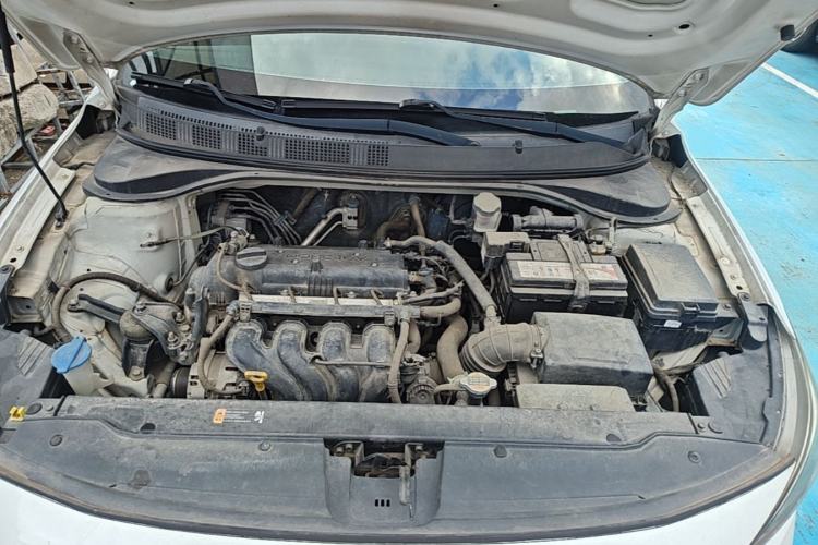 Used Hyundai Celesta 2017 1.6L Automatic Enjoyment Version GLS Engine Bay
