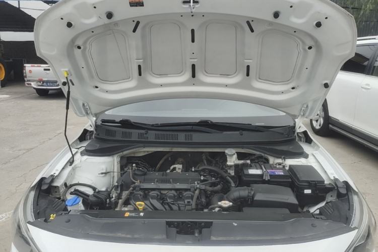 Used Hyundai Celesta 2017 1.6L Manual Enjoyment Edition GLS Engine Bay