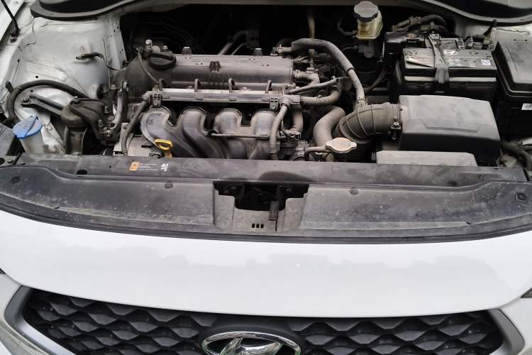 Used Hyundai Celesta 2017 1.6L Manual Enjoyment Edition GLS Engine Bay