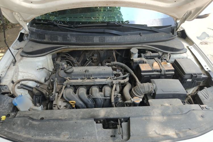 Used Hyundai Celesta 2017 1.6L Automatic Enjoyment Version GLS Engine Bay
