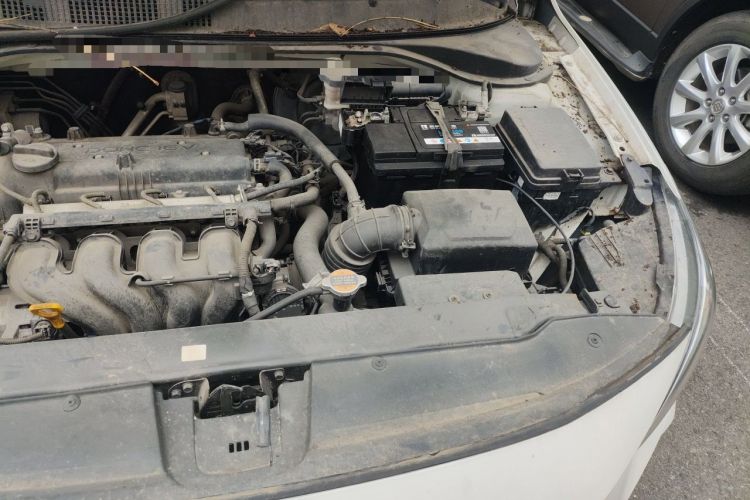 Used Hyundai Celesta 2017 1.6L Automatic Enjoyment Version GLS Engine Bay Left