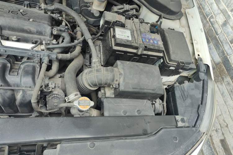 Used Hyundai Celesta 2017 1.6L Manual Enjoyment Edition GLS Engine Bay Left
