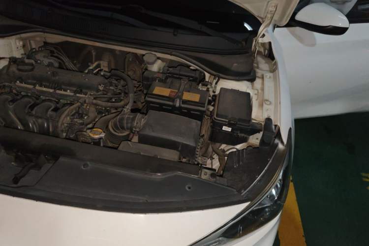 Used Hyundai Celesta 2017 1.6L Automatic Enjoyment Version GLS Engine Bay Left
