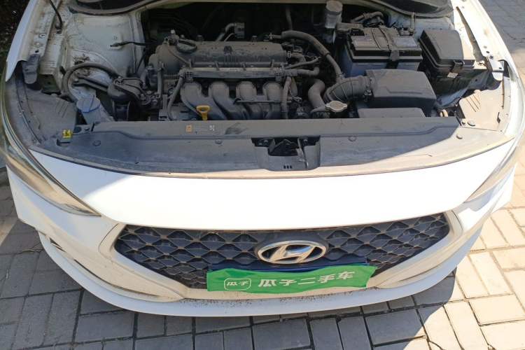 Used Hyundai Celesta 2017 1.6L Manual Enjoyment Edition GLS Engine Bay