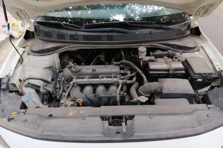Used Hyundai Celesta 2017 1.6L Automatic Enjoyment Version GLS Engine Bay