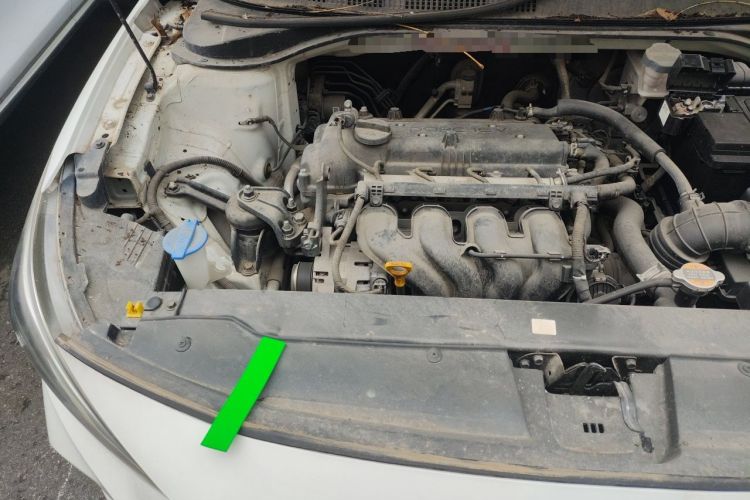 Used Hyundai Celesta 2017 1.6L Automatic Enjoyment Version GLS Engine Bay Right