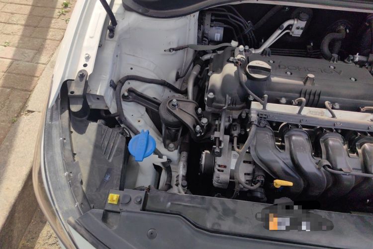 Used Hyundai Celesta 2017 1.6L Automatic Enjoyment Version GLS Engine Bay Right