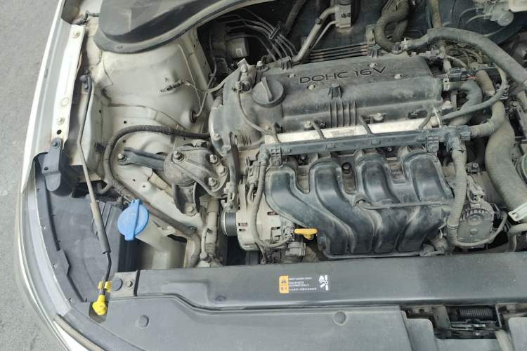 Used Hyundai Celesta 2017 1.6L Manual Enjoyment Edition GLS Engine Bay Right