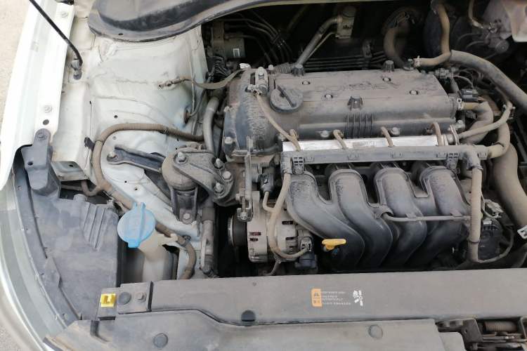 Used Hyundai Celesta 2017 1.6L Automatic Enjoyment Version GLS Engine Bay Right