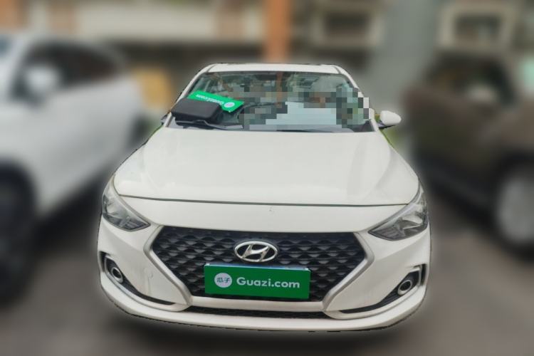 Used Hyundai Celesta 2017 1.6L Automatic Enjoyment Version GLS Front