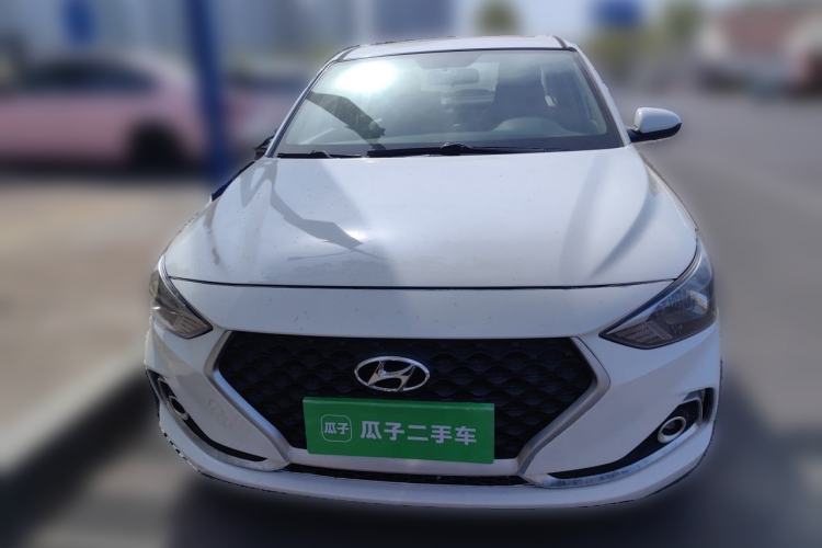 Used Hyundai Celesta 2017 1.6L Automatic Enjoyment Version GLS Front