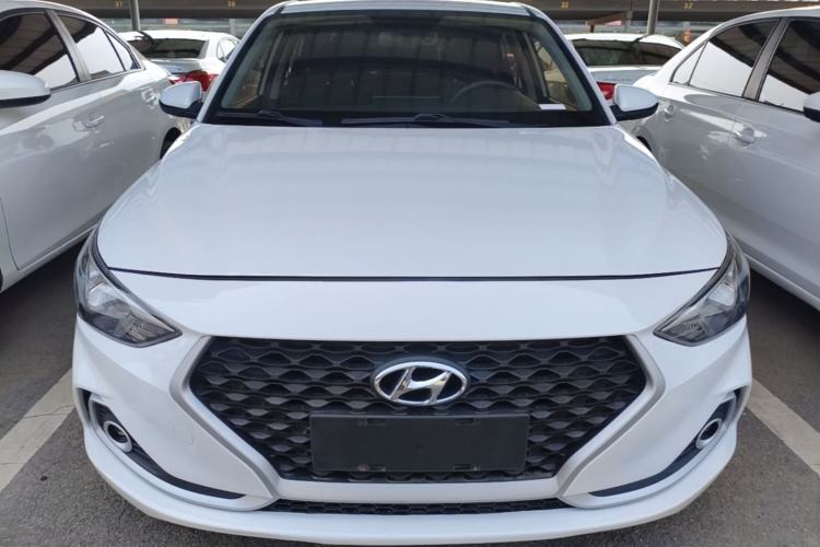 Used Hyundai Celesta 2017 1.6L Manual Enjoyment Edition GLS Front