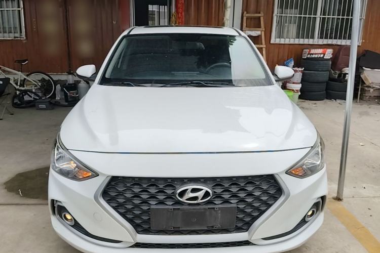 Used Hyundai Celesta 2017 1.6L Manual Enjoyment Edition GLS Front