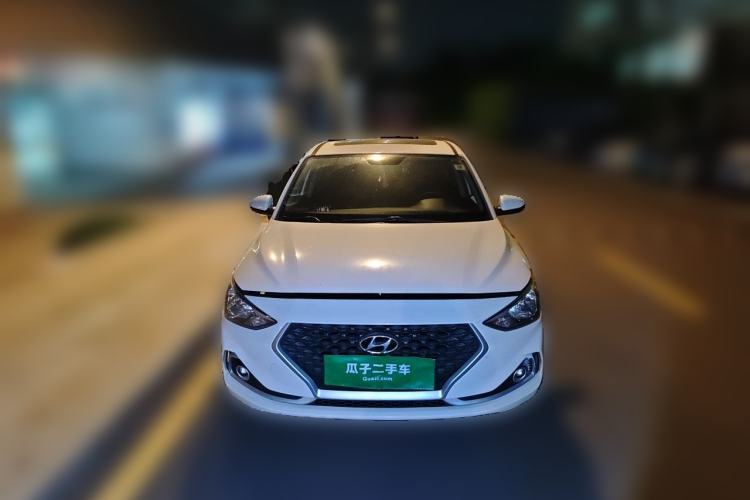 Used Hyundai Celesta 2017 1.6L Automatic Enjoyment Version GLS Front