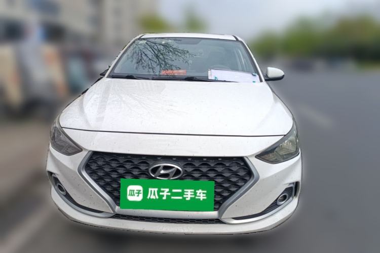 Used Hyundai Celesta 2017 1.6L Automatic Enjoyment Version GLS Front