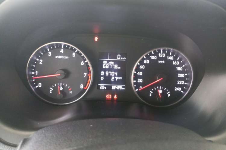 Used Hyundai Celesta 2017 1.6L Manual Enjoyment Edition GLS Instrument Cluster