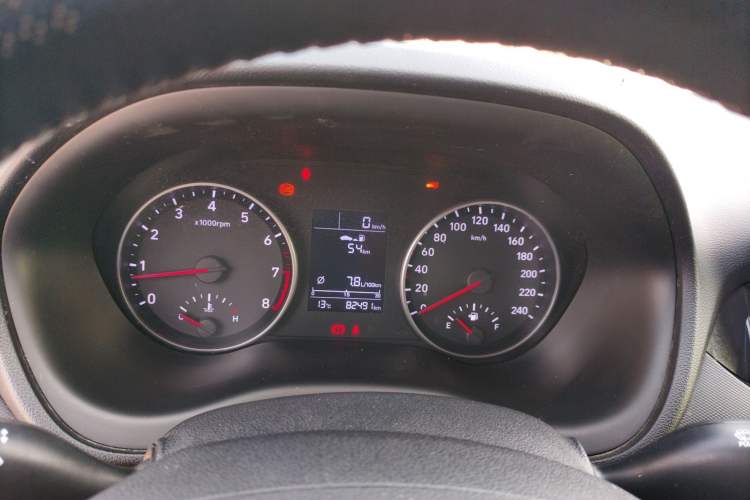 Used Hyundai Celesta 2017 1.6L Manual GL Delight Edition Instrument Cluster