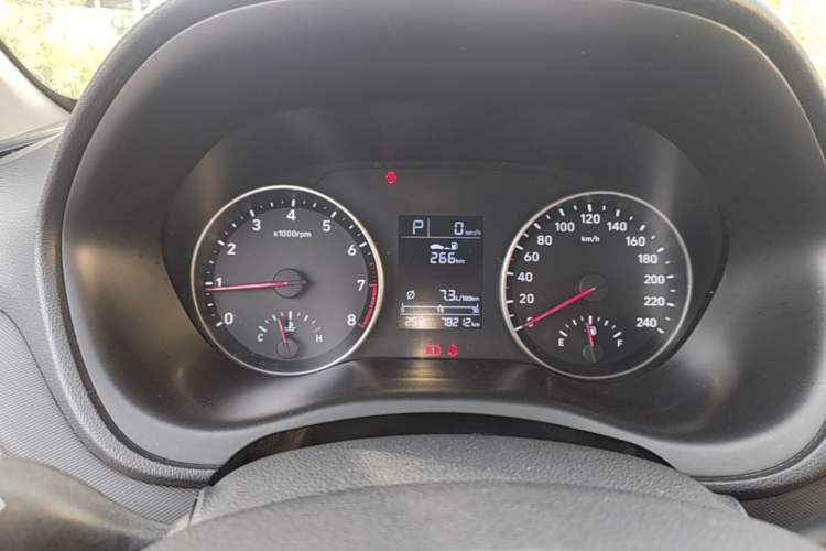 Used Hyundai Celesta 2017 1.6L Automatic Enjoyment Version GLS Instrument Cluster