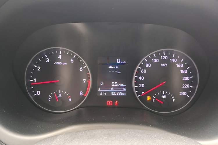 Used Hyundai Celesta 2017 1.6L Manual Enjoyment Edition GLS Instrument Cluster