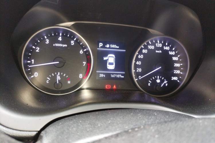 Used Hyundai Celesta 2017 1.6L Automatic Yueshin Edition DLX Instrument Cluster