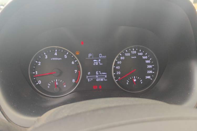 Used Hyundai Celesta 2017 1.6L Automatic Enjoyment Version GLS Instrument Cluster