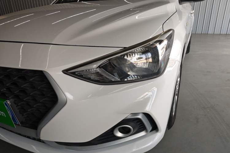 Used Hyundai Celesta 2017 1.6L Manual GL Delight Edition Left Front Headlight