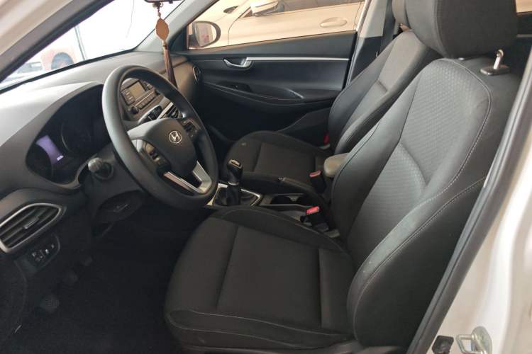 Used Hyundai Celesta 2017 1.6L Manual Enjoyment Edition GLS Left Front Seat