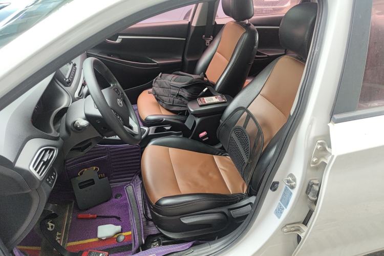 Used Hyundai Celesta 2017 1.6L Automatic Enjoyment Version GLS Left Front Seat