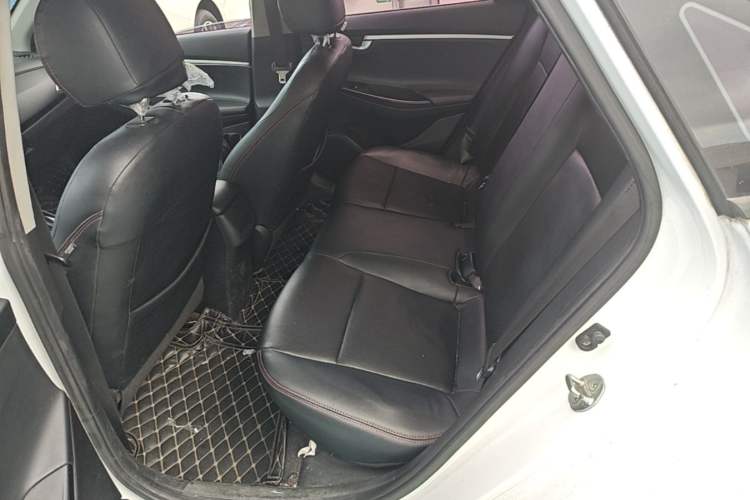 Used Hyundai Celesta 2017 1.6L Automatic Enjoyment Version GLS Left Rear Seat