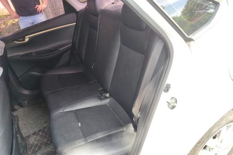 Used Hyundai Celesta 2017 1.6L Manual Joyful Edition DLX Left Rear Seat
