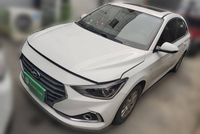 Used Hyundai Celesta 2017 1.6L Automatic Enjoyment Version GLS