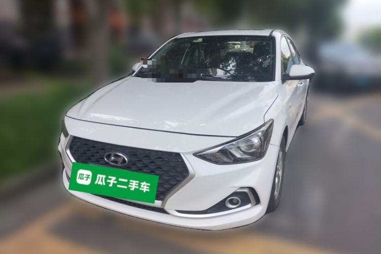 Used Hyundai Celesta 2017 1.6L Automatic Enjoyment Version GLS Guazi used car, China used car export, Used car for sale, Used cars, Cheapest cars for sale