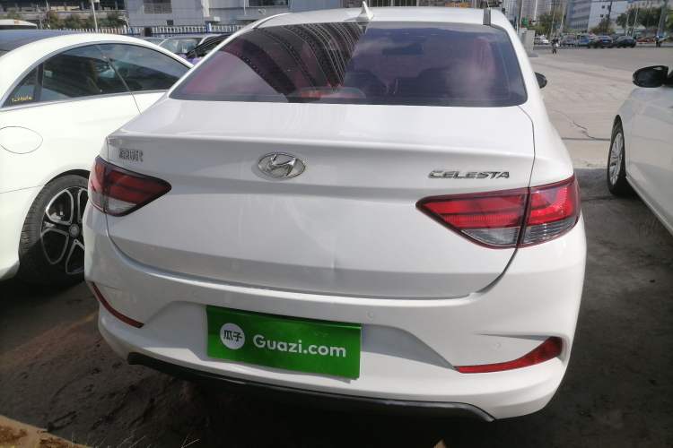 Used Hyundai Celesta 2017 1.6L Automatic Enjoyment Version GLS Rear