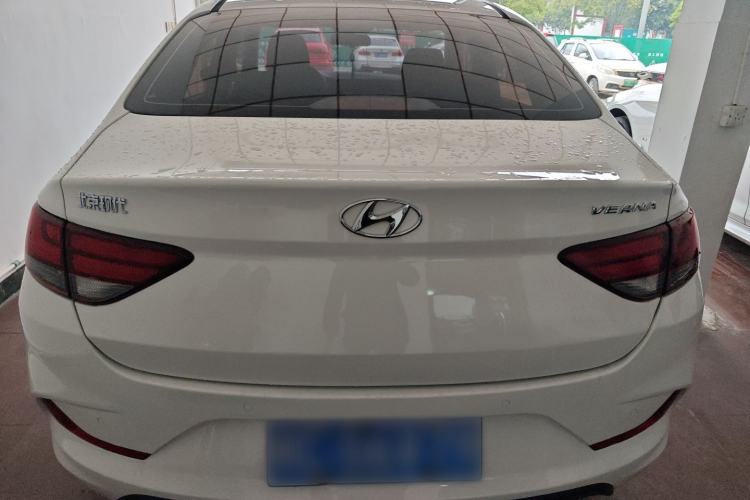 Used Hyundai Celesta 2017 1.6L Manual Enjoyment Edition GLS Rear
