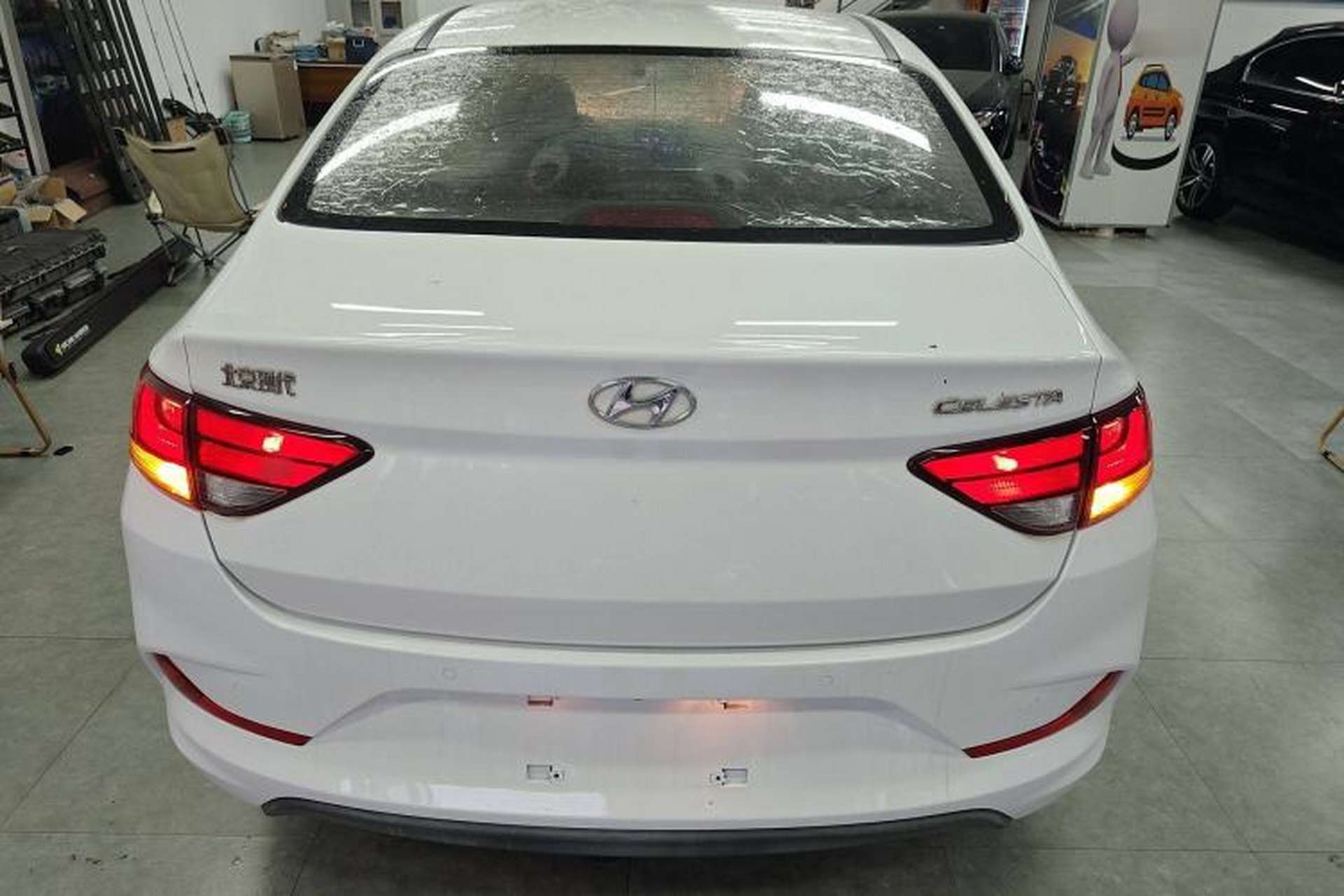 Used Hyundai Celesta 2017 1.6L Automatic Enjoyment Version GLS Rear