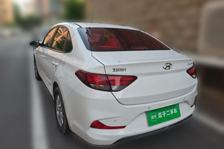 Used Hyundai Celesta 2017 1.6L Automatic Enjoyment Version GLS Rear Left 45 Deg