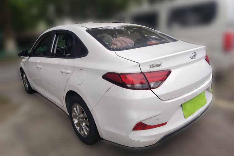 Used Hyundai Celesta 2017 1.6L Automatic Enjoyment Version GLS Rear Left 45 Deg