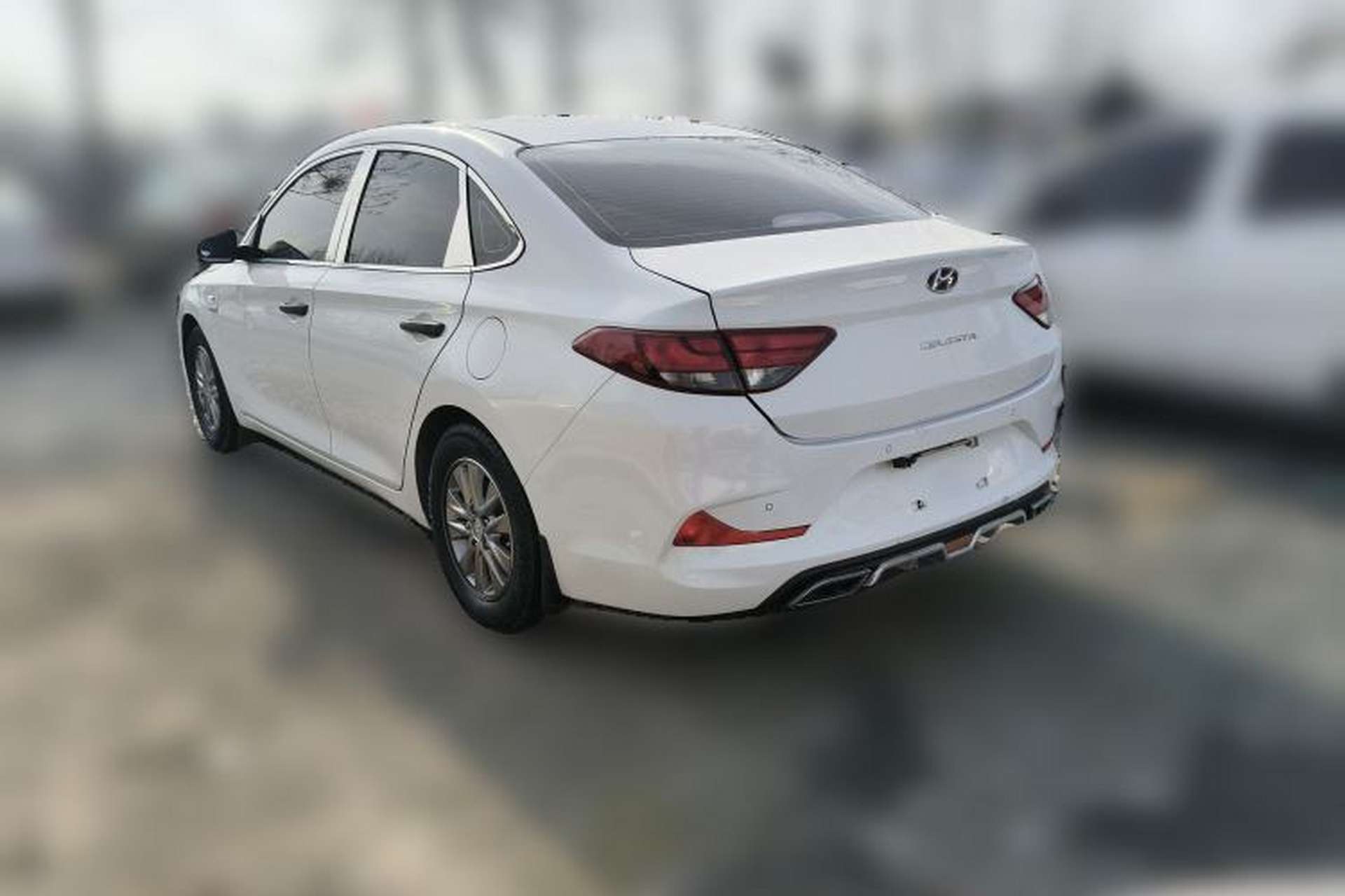 Used Hyundai Celesta 2017 1.6L Automatic Enjoyment Version GLS Rear Left 45 Deg