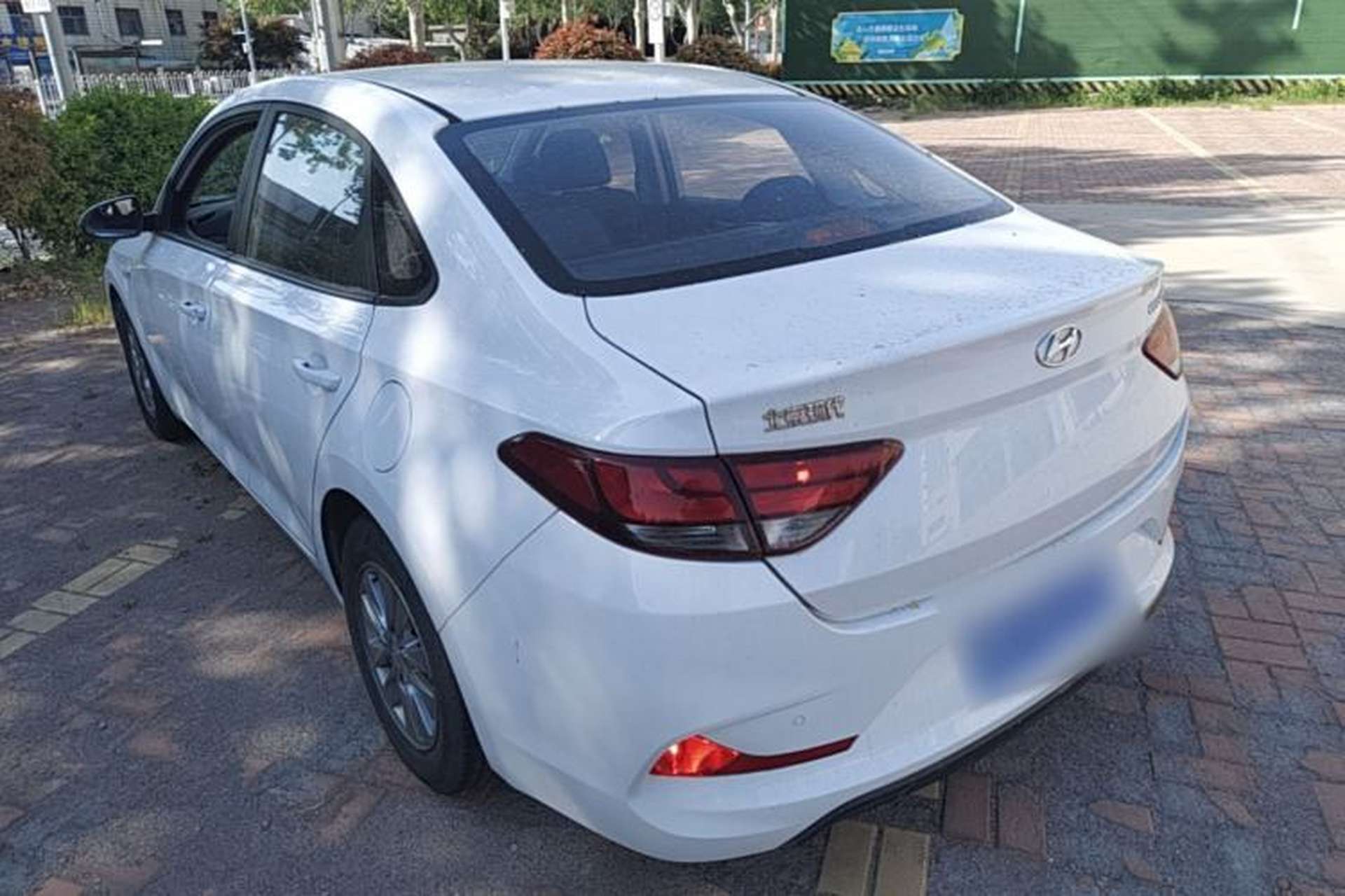 Used Hyundai Celesta 2017 1.6L Automatic Enjoyment Version GLS Rear Left 45 Deg