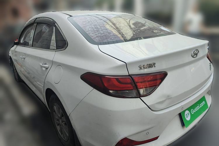 Used Hyundai Celesta 2017 1.6L Manual Enjoyment Edition GLS Rear Left 45 Deg