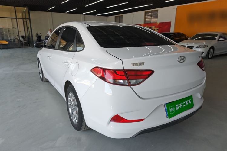 Used Hyundai Celesta 2017 1.6L Manual GL Delight Edition Rear Left 45 Deg