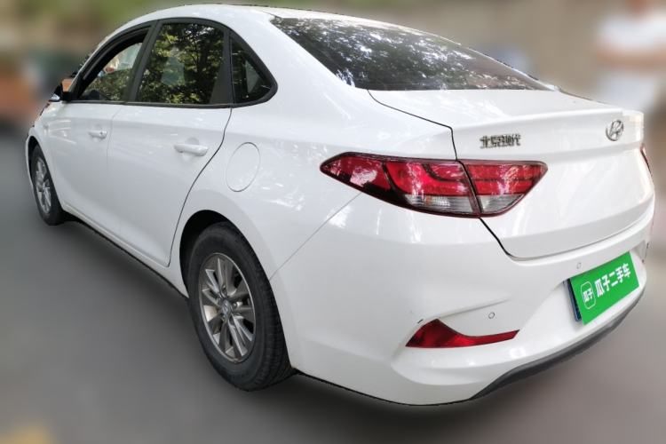 Used Hyundai Celesta 2017 1.6L Automatic Enjoyment Version GLS Rear Left 45 Deg