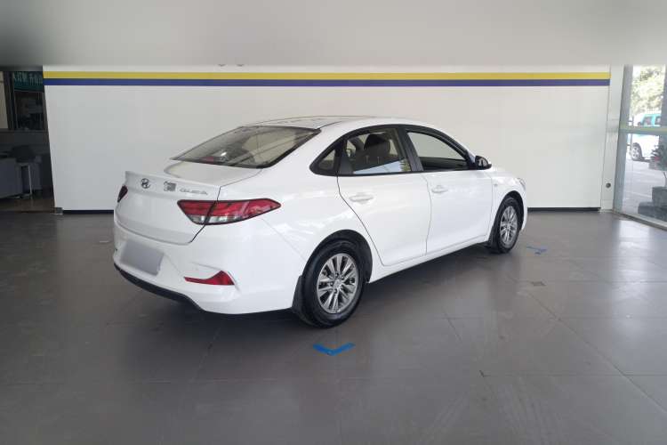 Used Hyundai Celesta 2017 1.6L Manual Enjoyment Edition GLS Rear Right 45 Deg
