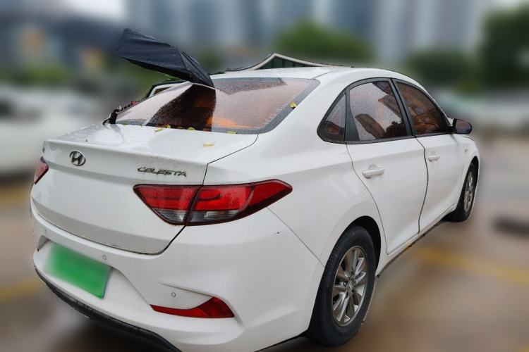 Used Hyundai Celesta 2017 1.6L Automatic Enjoyment Version GLS Rear Right 45 Deg