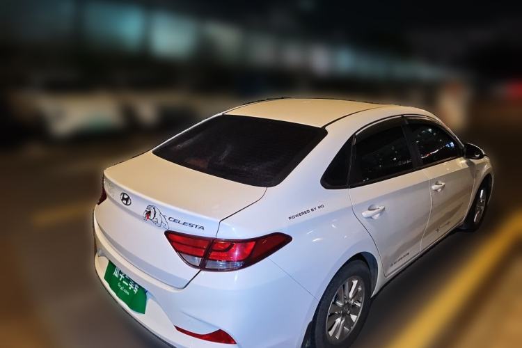 Used Hyundai Celesta 2017 1.6L Automatic Enjoyment Version GLS Rear Right 45 Deg