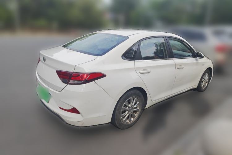 Used Hyundai Celesta 2017 1.6L Automatic Enjoyment Version GLS Rear Right 45 Deg