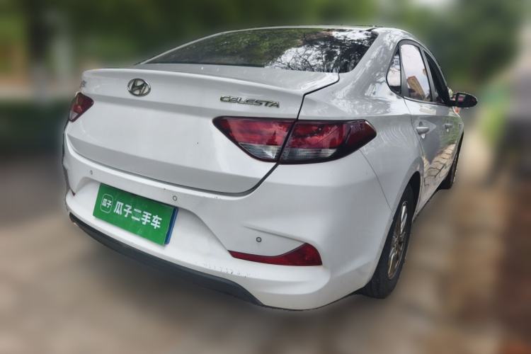 Used Hyundai Celesta 2017 1.6L Automatic Enjoyment Version GLS Rear Right 45 Deg
